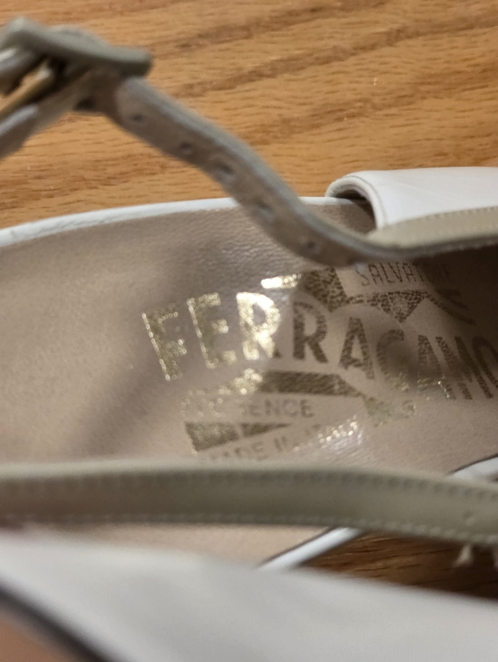Salvatore Ferragamo Cream and Tan Leather Slingback 2 In a heels - Picture 4 of 5
